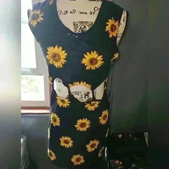 Pac Sun Kendall & Kylie Womans Sunflower Dress Size S - Picture 2 of 12